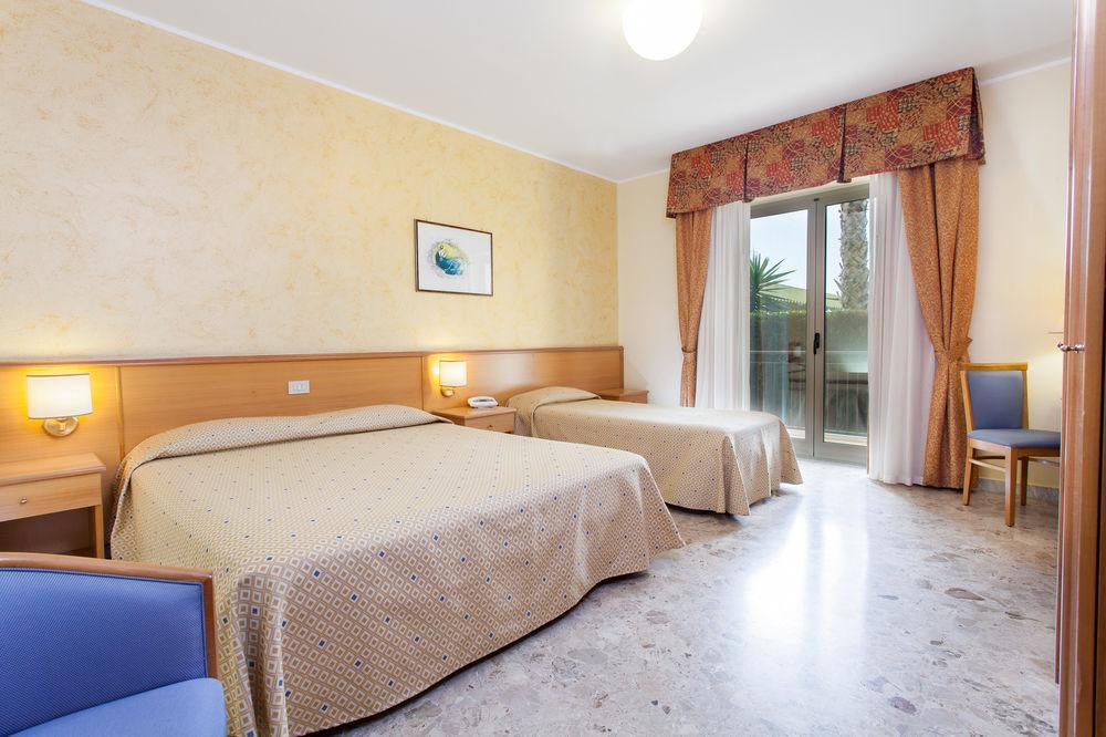 La Tonnara 4*